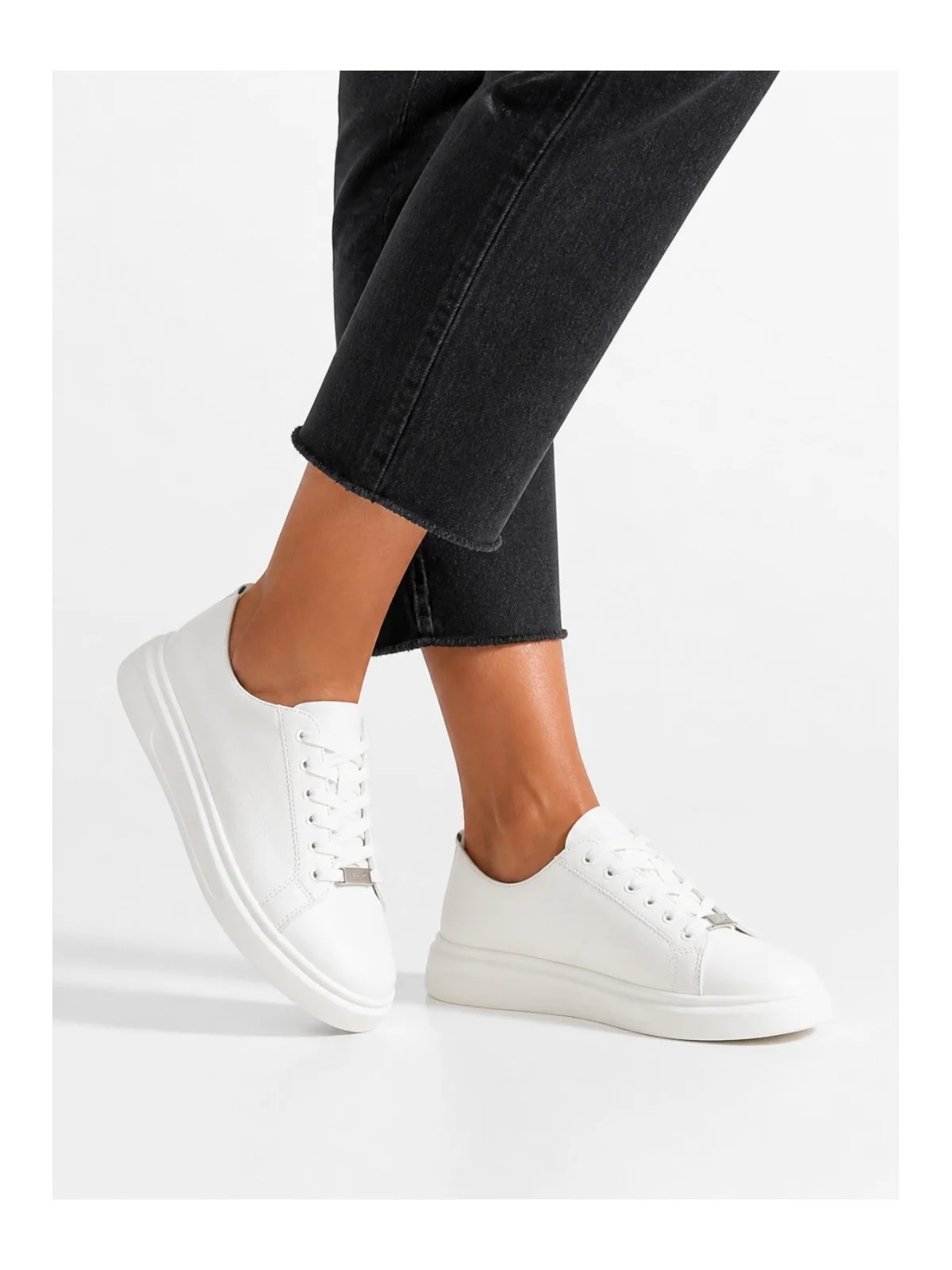 Sneakers din piele întoarsă naturală – talpă ușoară 3 cm Sneakers din piele întoarsă naturală – talpă ușoară 3 cm