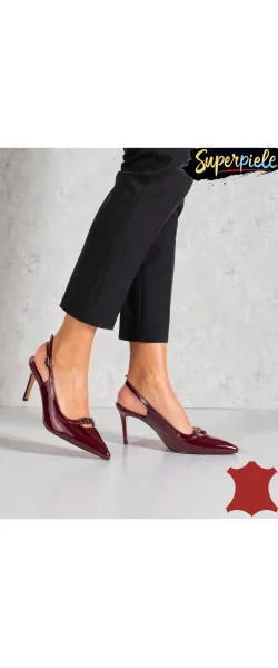Pantofi eleganți decupați din piele naturală lăcuită cu vârf ascuțit