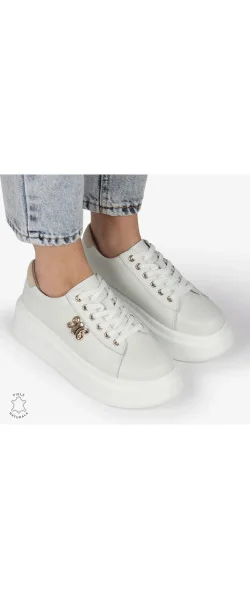 Pantofi Casual Dama |NESKY| din Piele Naturală cu Aplicație Metalică și Sireturi