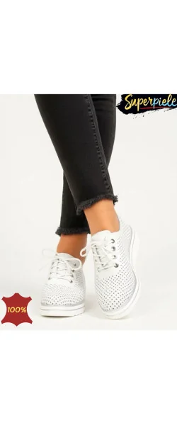 Pantofi casual din piele pentru femei, cu șireturi și perforații