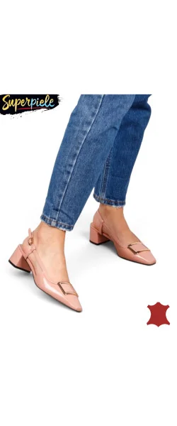 Pantofi decupați eleganți din piele naturală cu cataramă decorativă