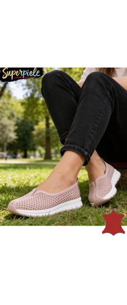 Balerini dama comozi din piele naturala, perforați cu talpa flexibila
