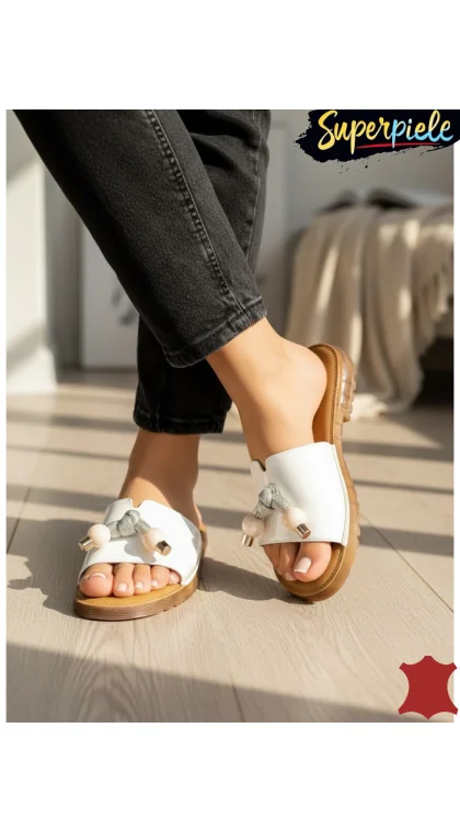 Papuci dama casual din piele naturală cu accesorii decorative