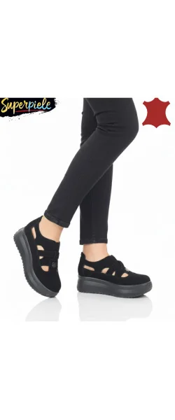 Pantofi casual piele naturală întoarsă,perforați fără șireturi cu talpă înaltă ,cataramă decorativă