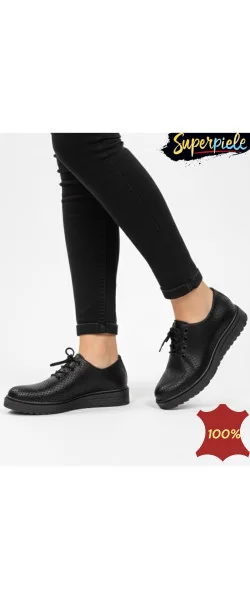 Pantofi casual din piele pentru femei, cu șireturi și perforații