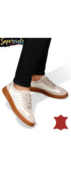 Pantofii sport la modă sunt confecționați din piele naturală combinată cu piele naturală întoarsă