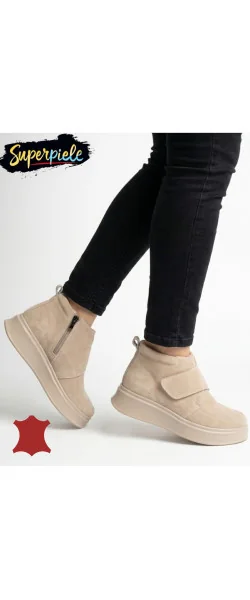 Ghete beige Leather pentru femei din piele întoarsă cu detalii rafinate | MORADY